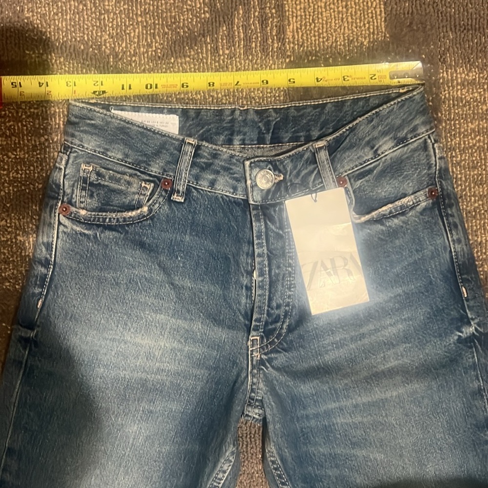 NWT TRF LOW RISE STRAIGHT CUT CROPPED JEANS - Picture 11 of 11